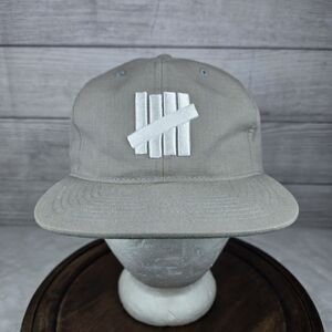 Undefeated Icon Hat Snapback Gray OSFM Skater Streetwear Hypebeast Sneakerhead